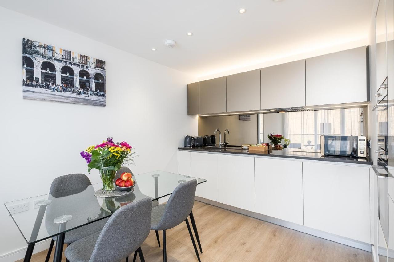 Silver Apartment Kew Bridge London Dış mekan fotoğraf